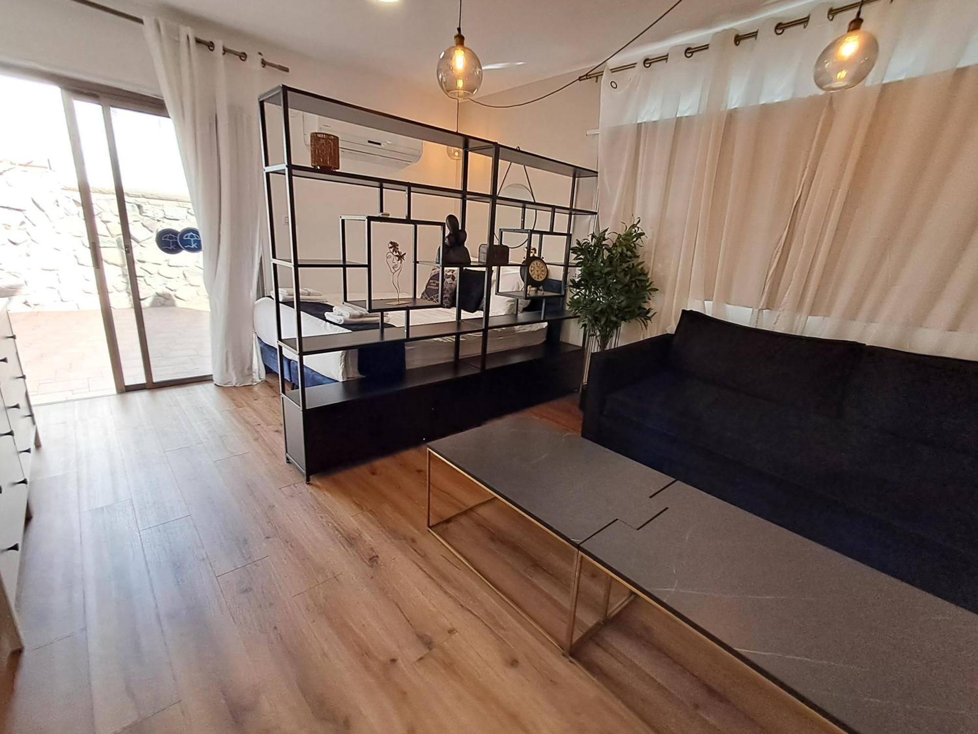 Yalarent Afarsemon Apartments With Pool - For Families & Couples 엘라트 외부 사진
