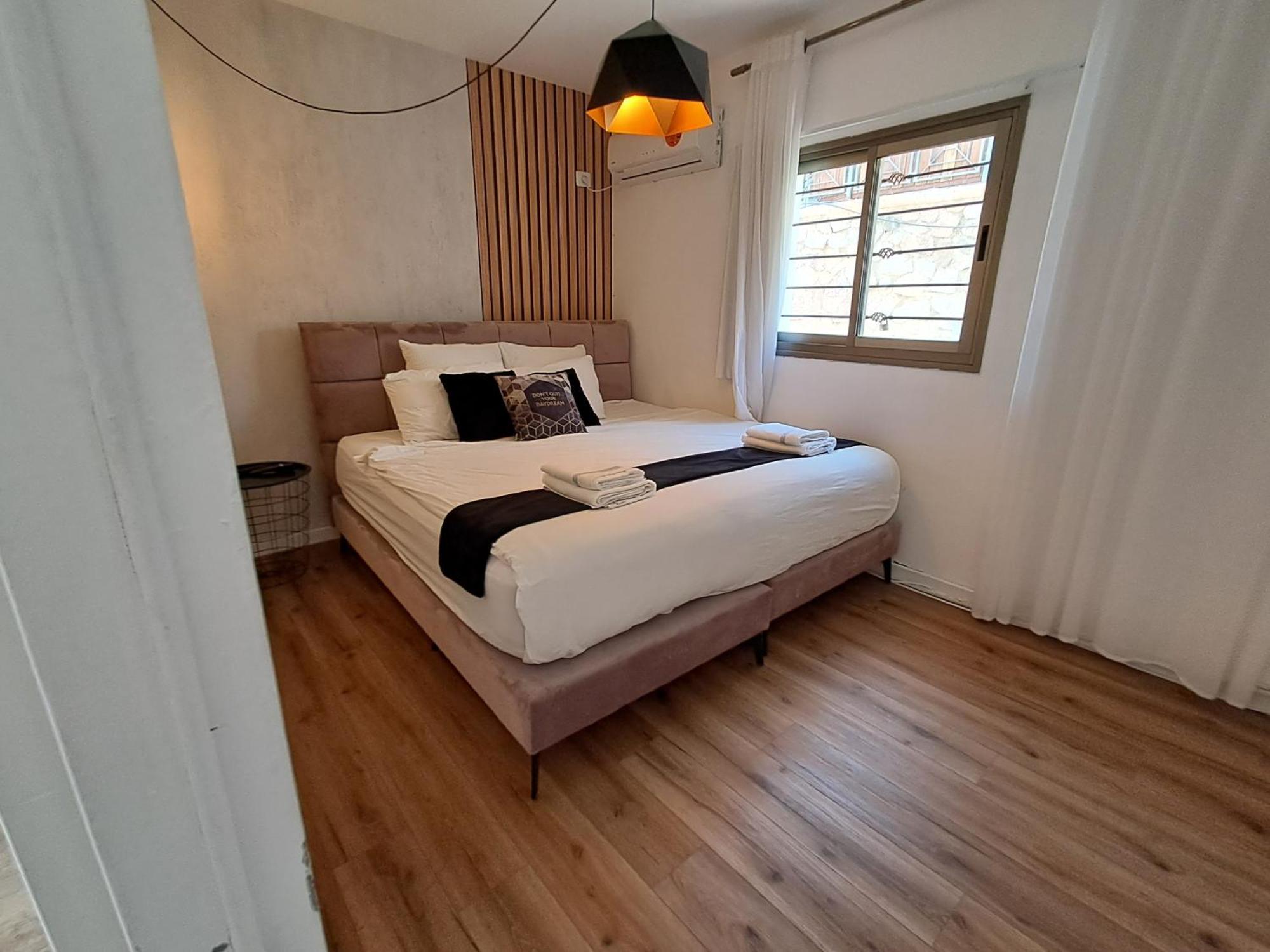 Yalarent Afarsemon Apartments With Pool - For Families & Couples 엘라트 외부 사진
